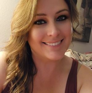 Meet your Posher, Carrie